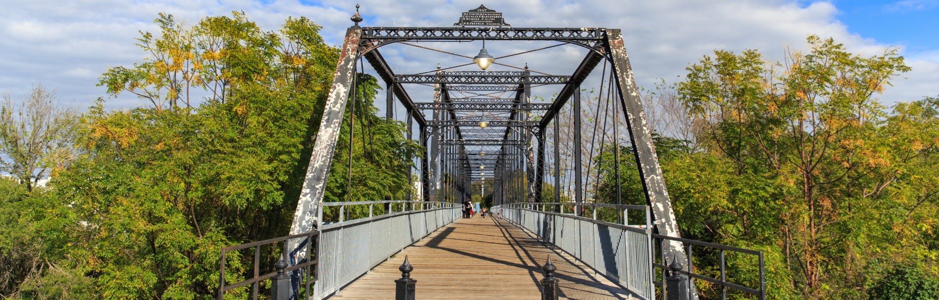 Hero background for Find Your Dream Home in San Antonio & Hill Country's Top Communities